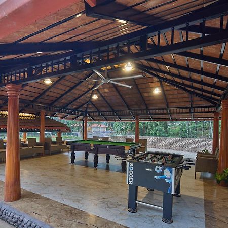 Regenta Resort Sakleshpur Bagian luar foto