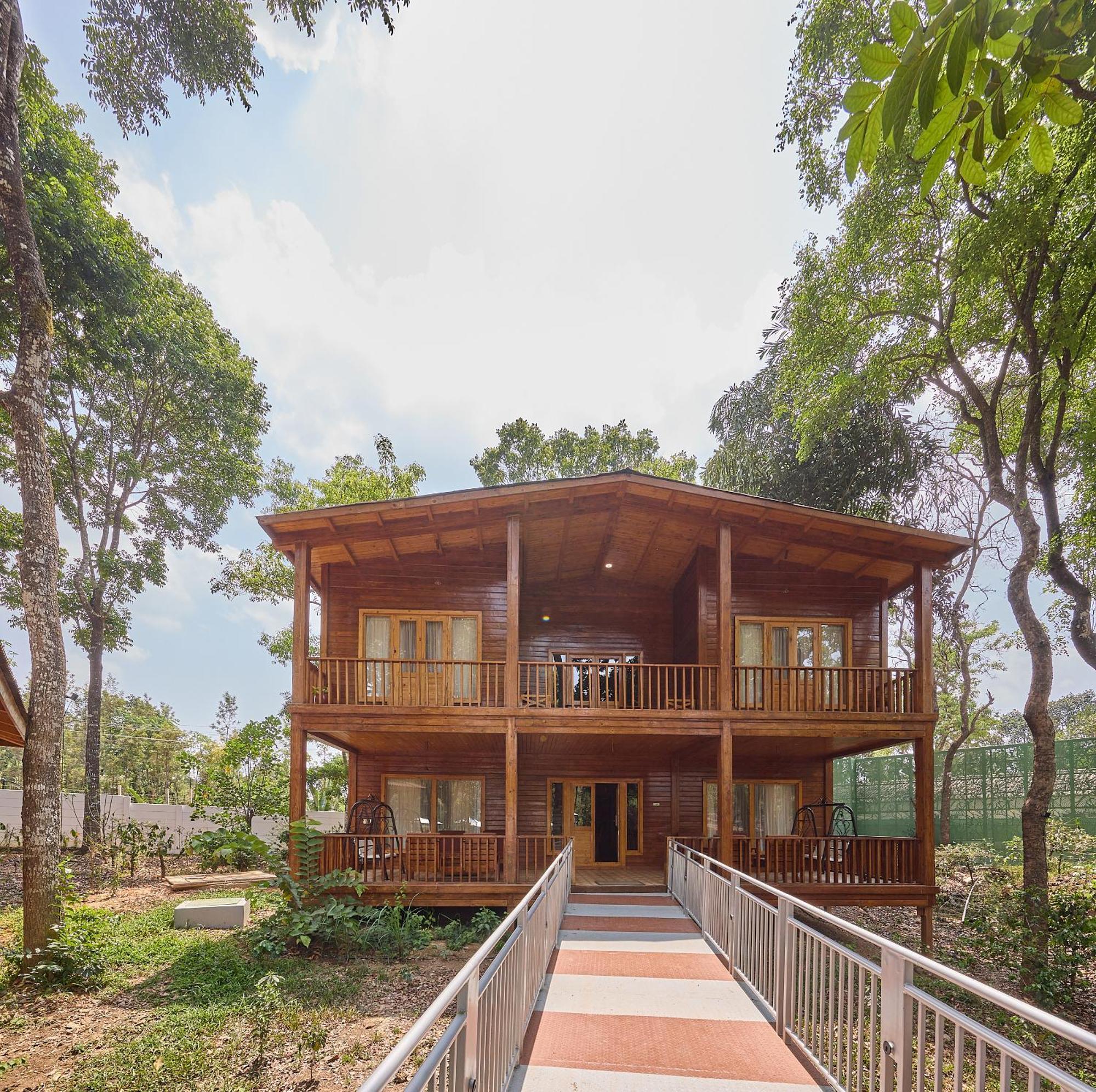 Regenta Resort Sakleshpur Bagian luar foto