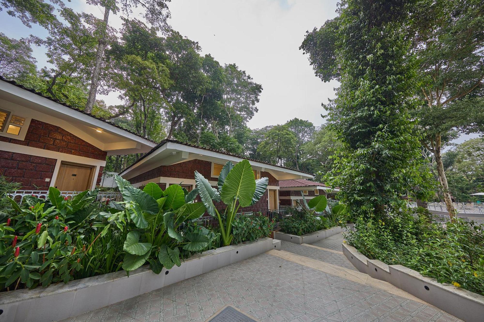 Regenta Resort Sakleshpur Bagian luar foto