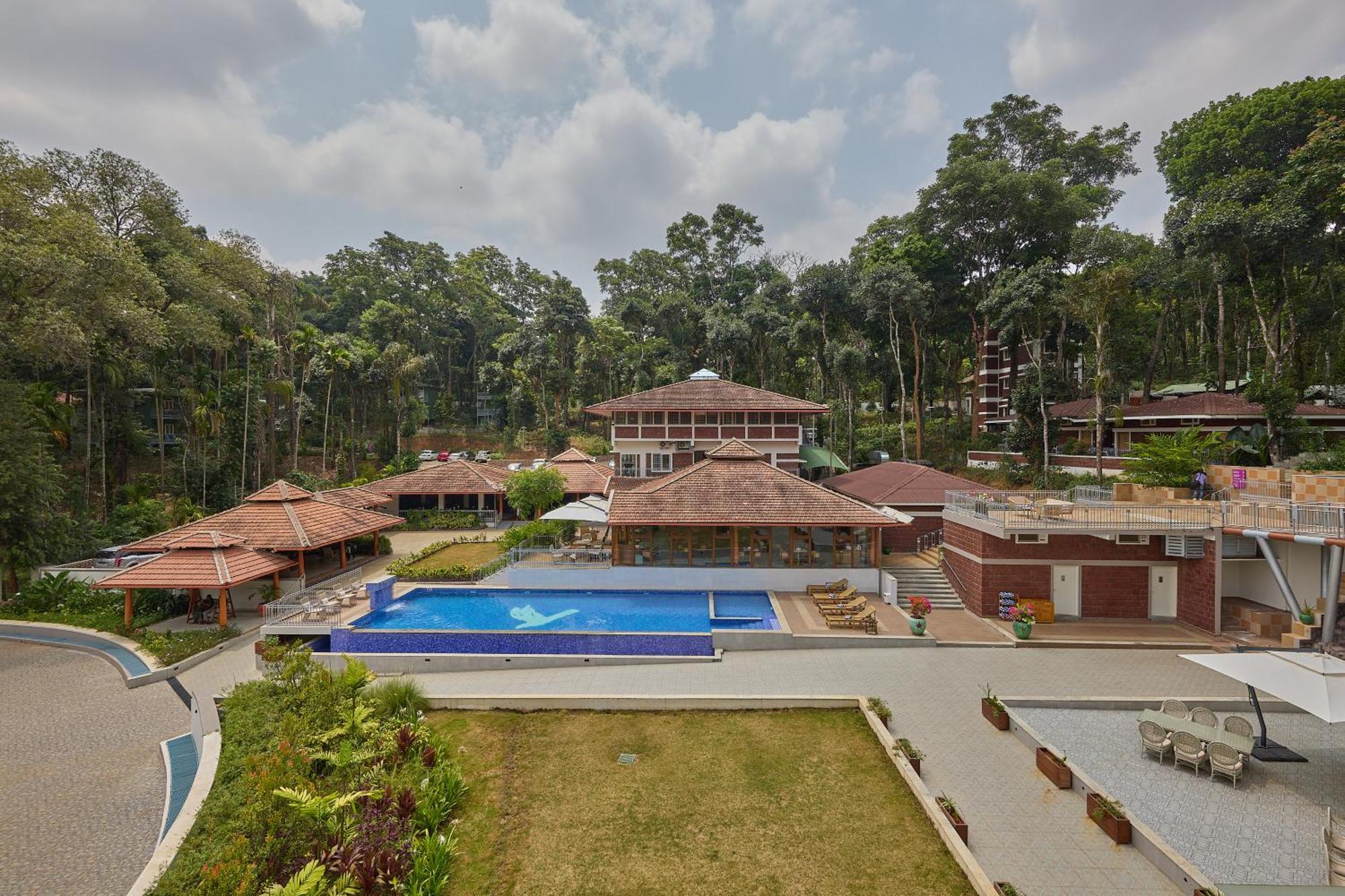Regenta Resort Sakleshpur Bagian luar foto