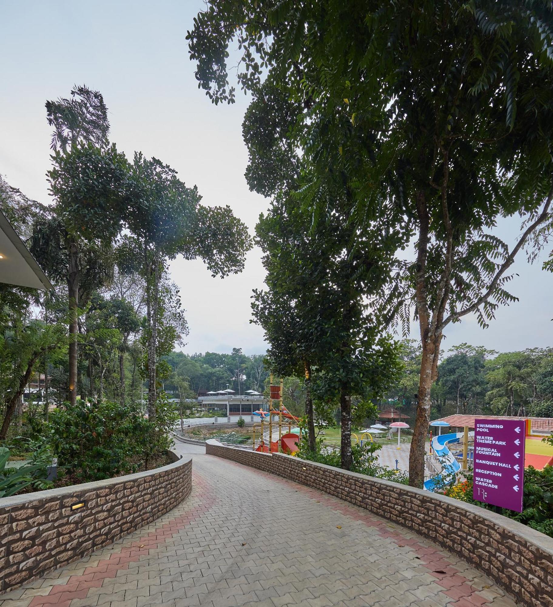 Regenta Resort Sakleshpur Bagian luar foto