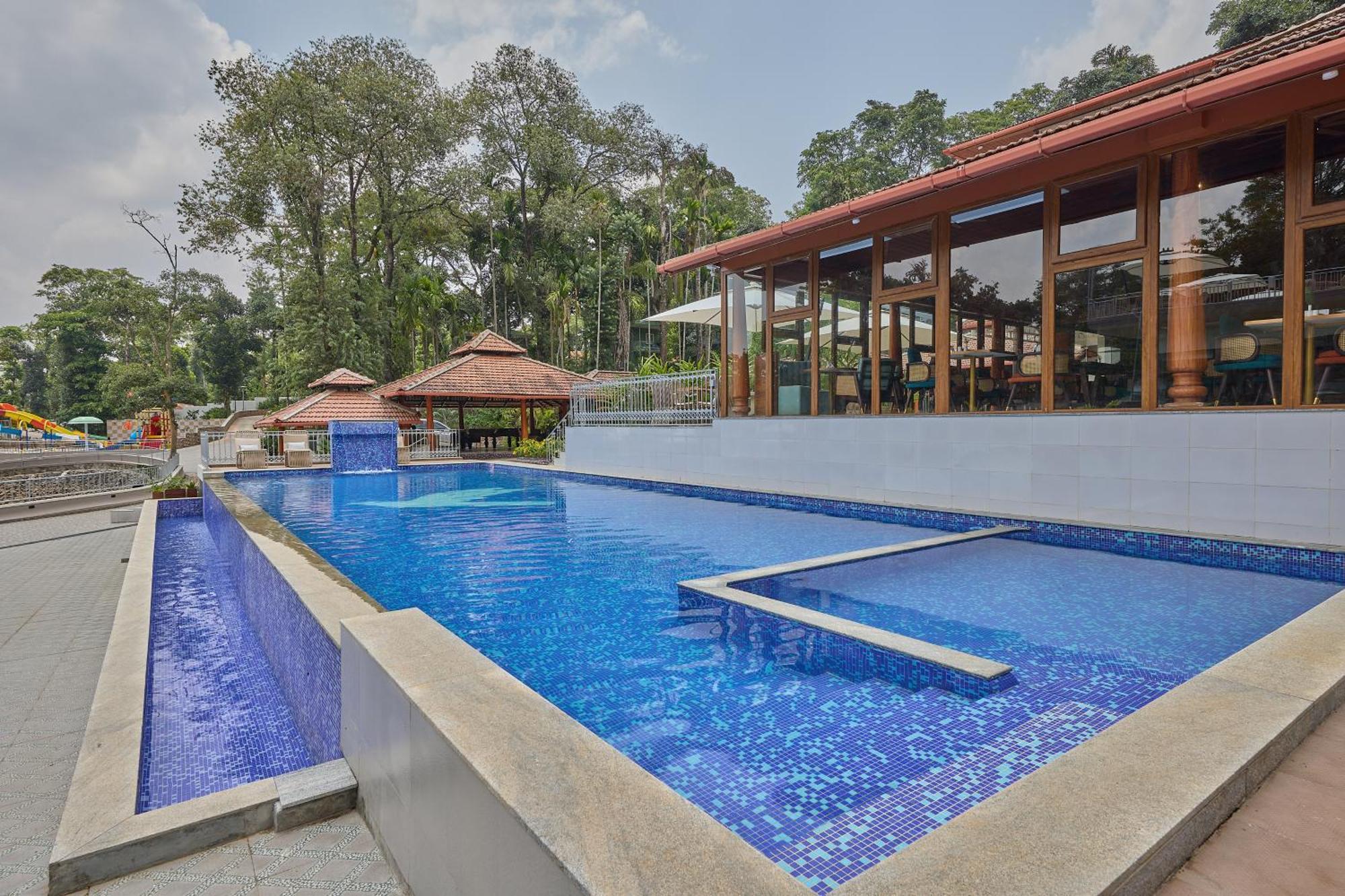 Regenta Resort Sakleshpur Bagian luar foto