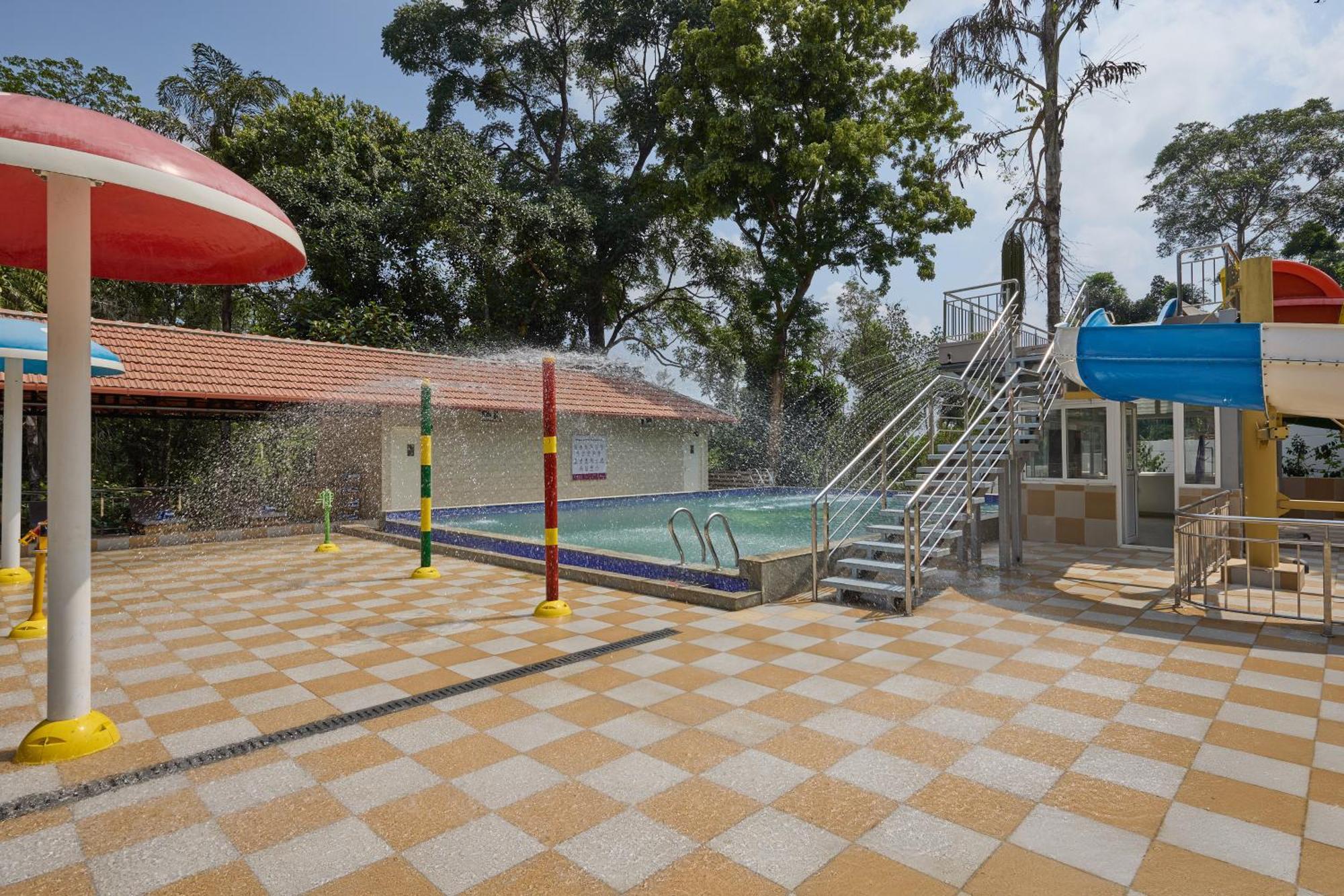 Regenta Resort Sakleshpur Bagian luar foto